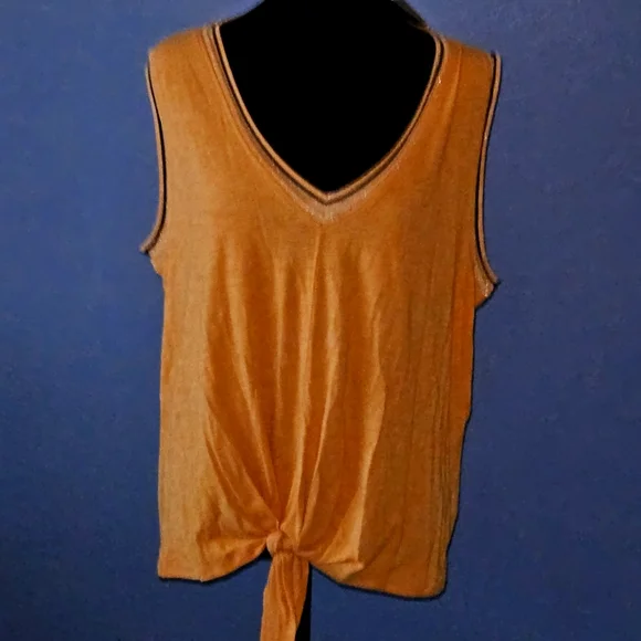 NWT Democracy V-Neck Tie Tank Top - Picture 2 of 5